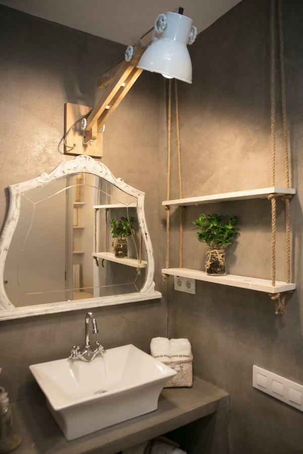 Apartaments Cal Trumfo ปราเดส ภายนอก รูปภาพ